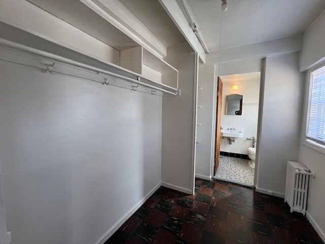 Foto del edificio - 7326 N Ridge Blvd
