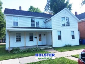 Building Photo - 625 McClellan St