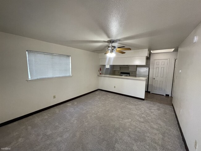 Foto del edificio - 1 br, 1 bath House - 2306 W Hickory St