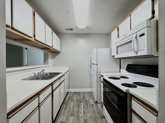 Photo - 303 Smith Level Rd Townhome