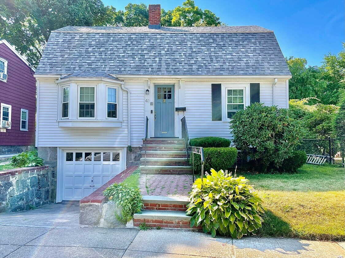 41 Burrwood Rd, Boston, MA 02132 House for Rent in Boston, MA
