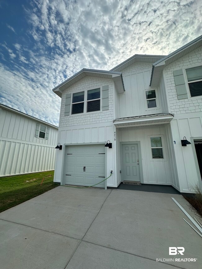 Building Photo - 4450 Lost Bay Dr