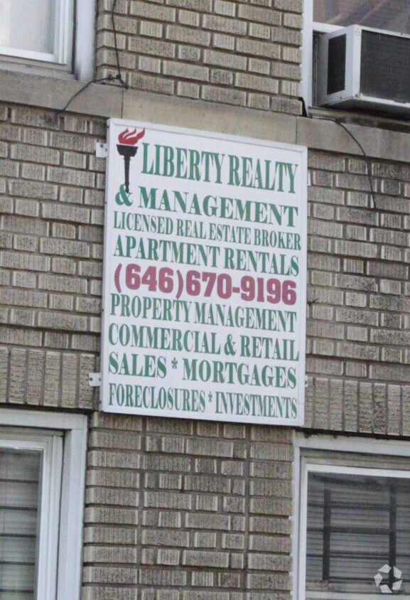 Foto del edificio - 403 W 153rd St