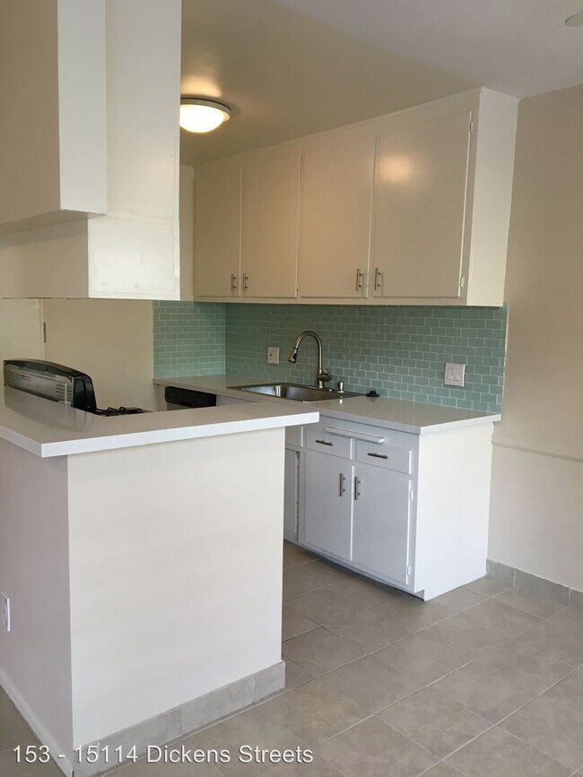 Building Photo - 15114 Dickens St