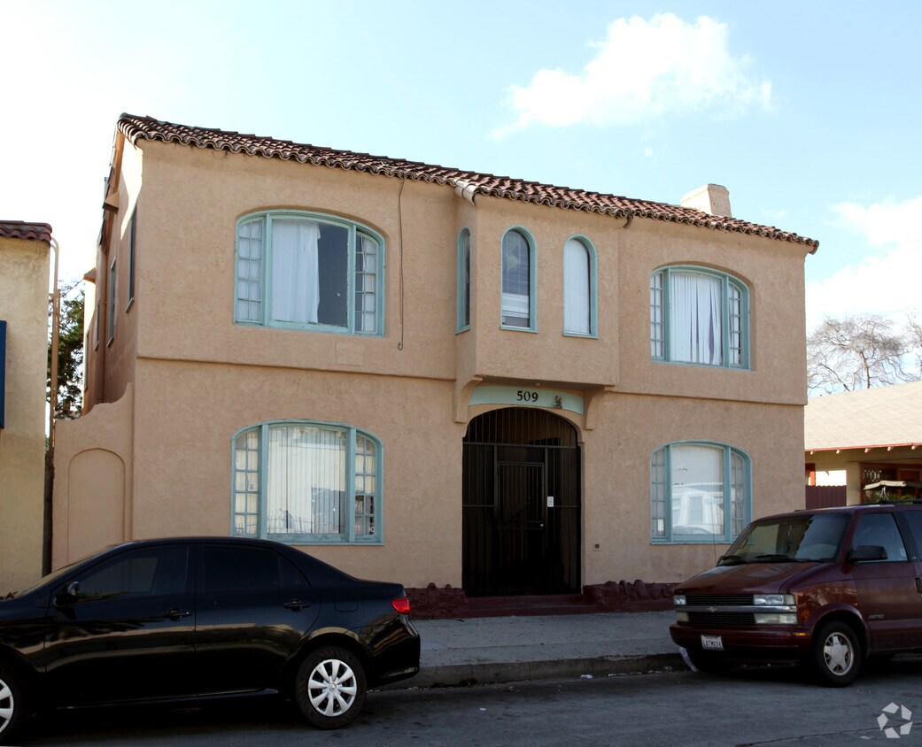 Primary Photo - 509 Daisy Ave