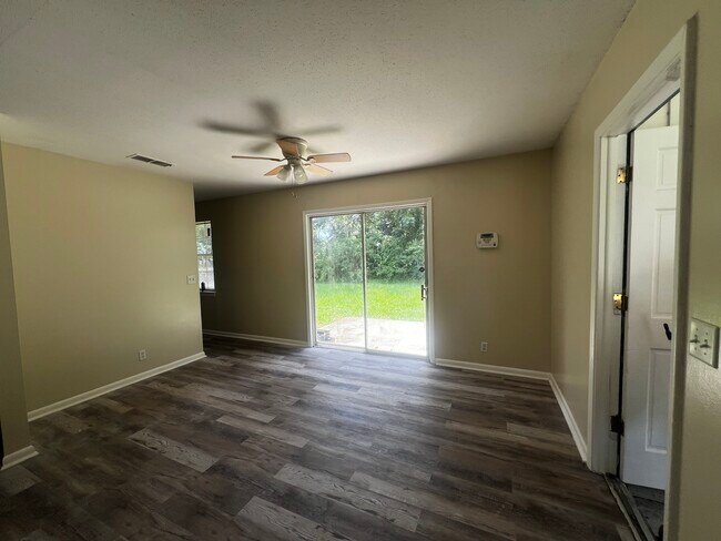 Building Photo - 4808 Palamor Dr
