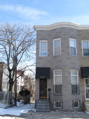 Primary Photo - 2313 Edgemont Ave