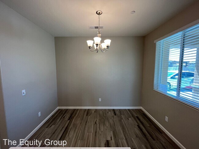 Building Photo - 3 br, 2 bath House - 4526 West Flagstaff Ave