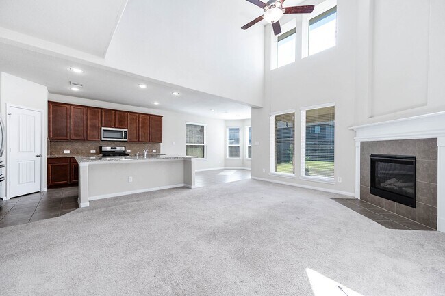 Foto del edificio - 21210 Flowering Dogwood Cir