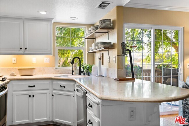 Foto del edificio - 3051 Augusta St