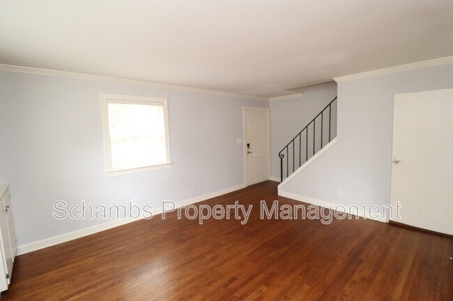Building Photo - 1000 Nichols Dr