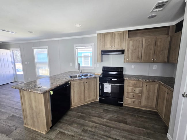 Foto del edificio - 22261 McCleskey Rd