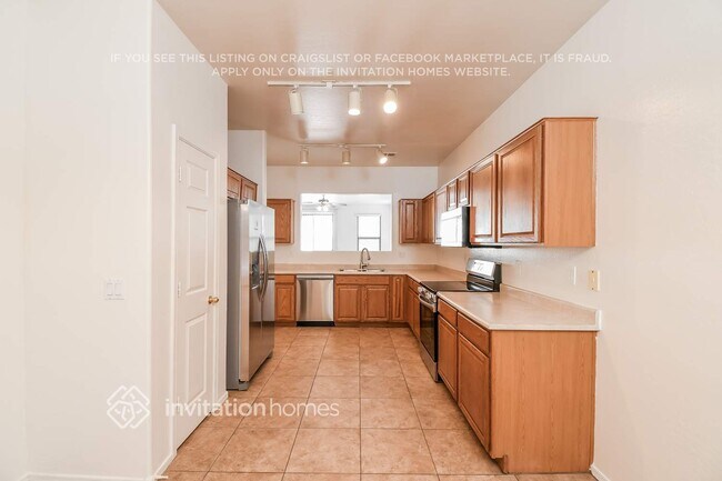 Building Photo - 2186 W Agrarian Hills Dr
