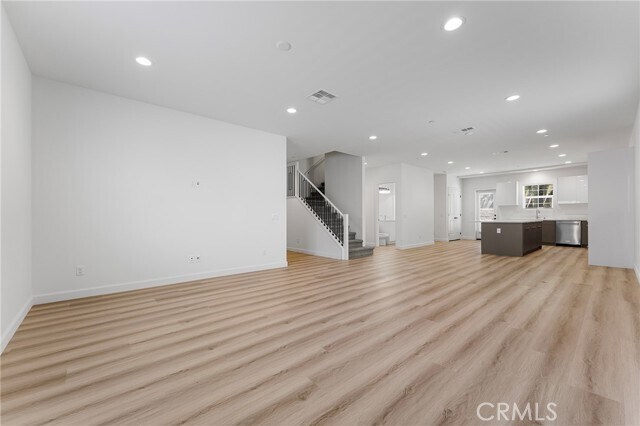 Building Photo - 1357 Point Loma Pl