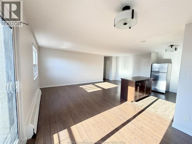 Photo du bâtiment - 20 Bradmon Dr