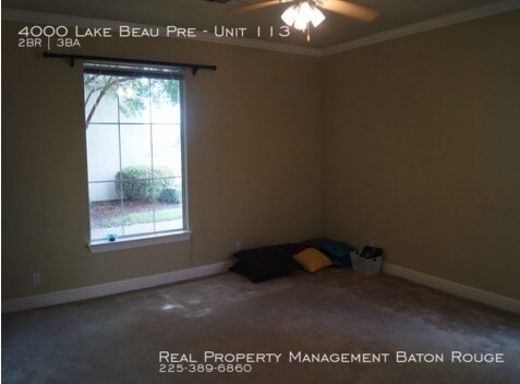 Foto del edificio - Lake Beau Pre Townhouse Near LSU