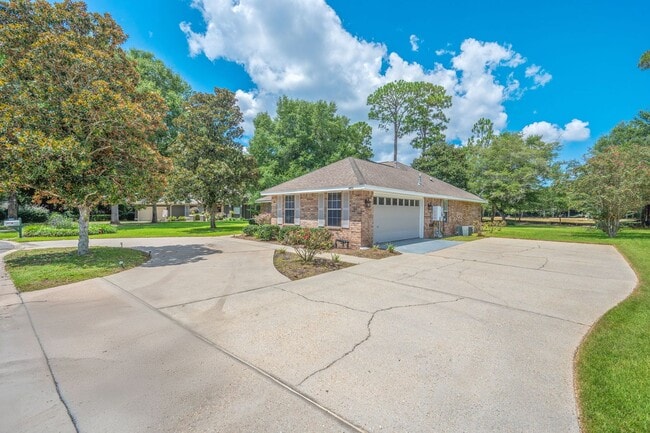 Building Photo - Updated Home in Bluewater Bay!