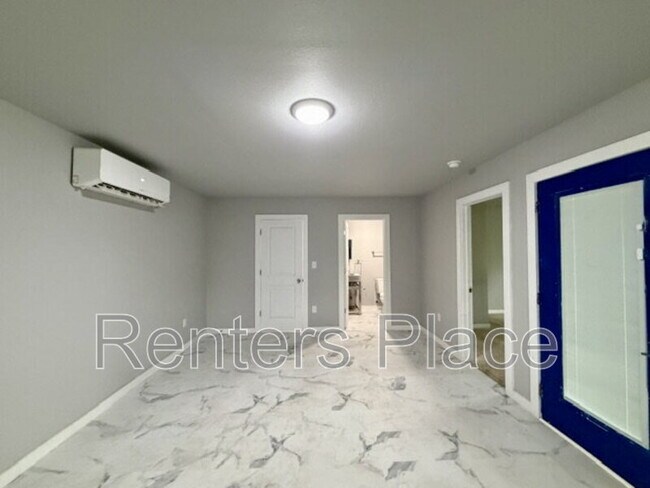 Foto del edificio - 1322 N Birmingham Pl