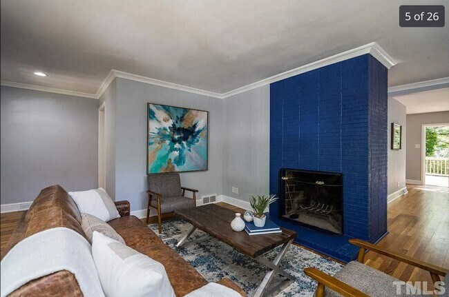 Building Photo - Updated 3 Bedroom Ranch with Stunning Details in Trinity Park - Fenced-in Yard, Pet Friendly!