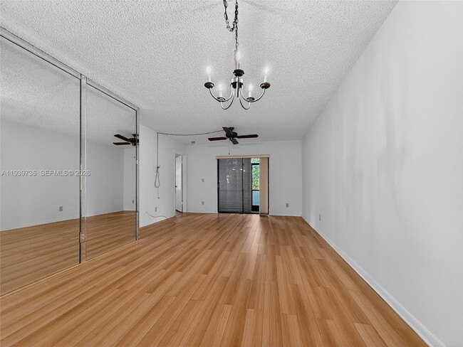 Foto del edificio - 10409 NW 11th St