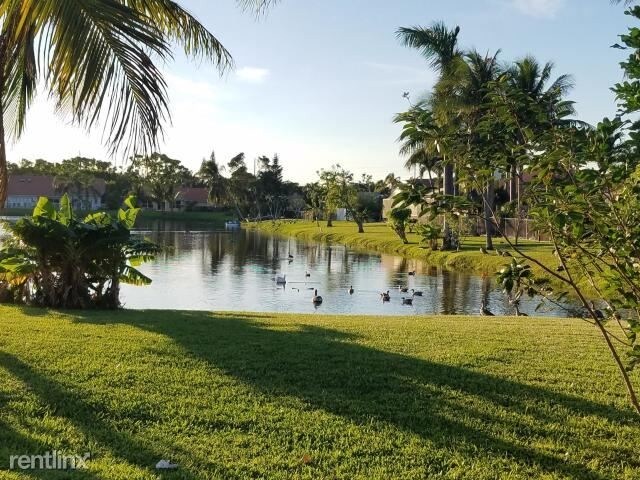 Foto del edificio - 2 br, 2 bath House - 7175 NW 4th Ave