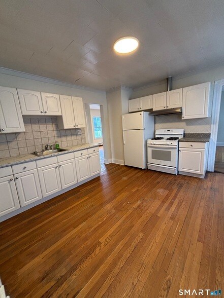 Foto del edificio - 2395 Main St