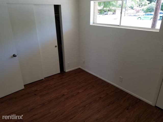 Foto del edificio - 6802 W Glendale Ave