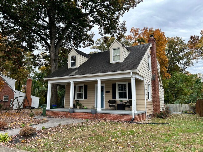 Foto del edificio - Stunning 4 Bedroom Home in Northside Avail...