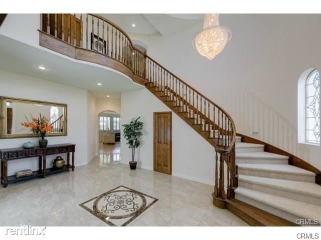 Building Photo - 5 br, 4.5 bath House - 252 W Longden Ave