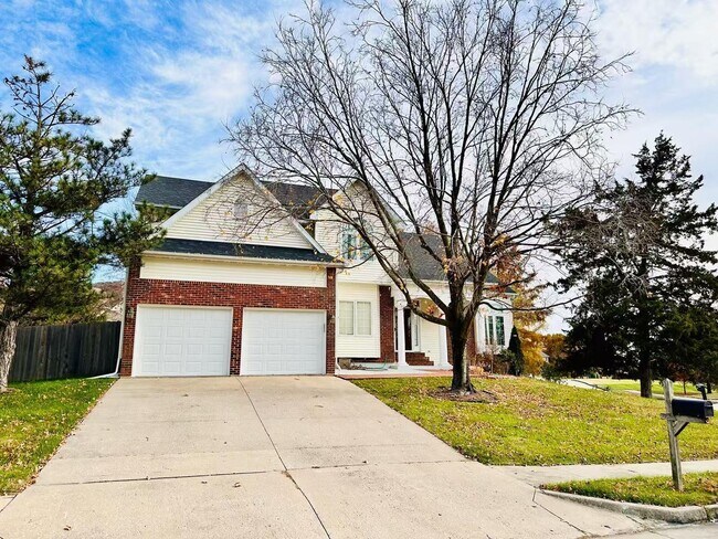 Foto del edificio - 1110 Brookedale Ct