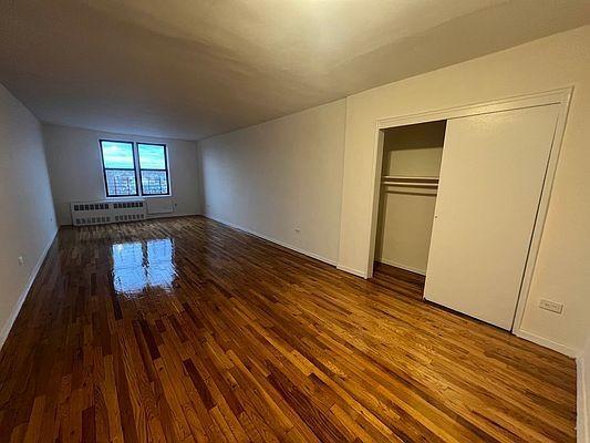 Building Photo - 1 bedroom in BRONX NY 10456