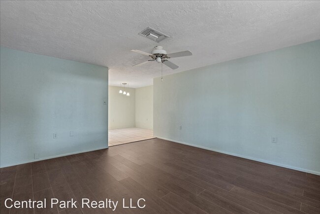 Building Photo - 3 br, 2 bath House - 2917 New England Street