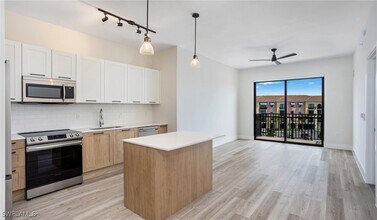 Building Photo - 22980 Vista Edera Cir