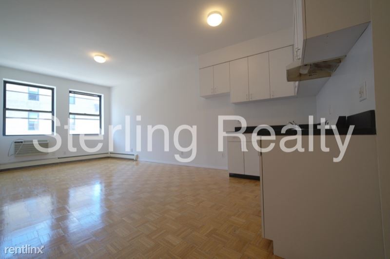 Primary Photo - 18-29 27th Ave