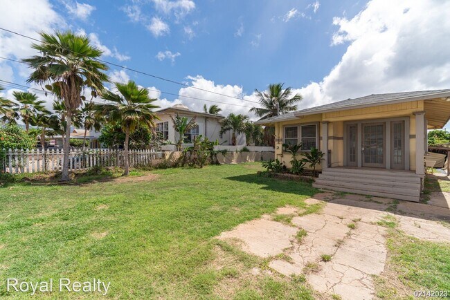 Building Photo - 2 br, 1 bath House - 87-113 Lopikane Street