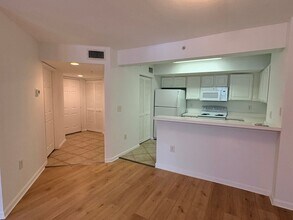Building Photo - 4127 Residence Drive