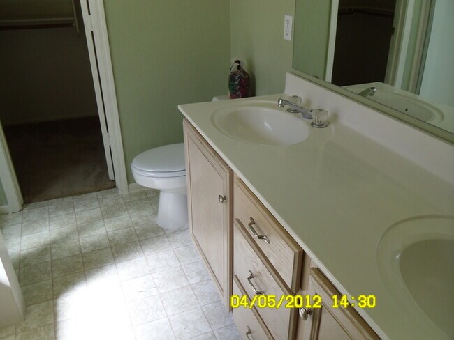 Foto del edificio - 3 Bed 2 Bath in Most Desired Ahwatukee