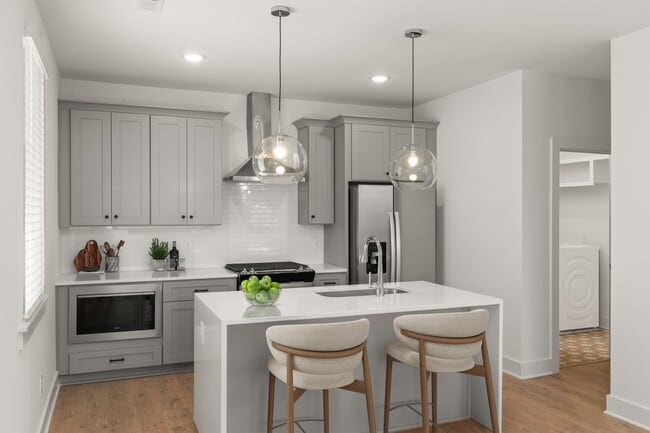 Building Photo - 504 Edwin St