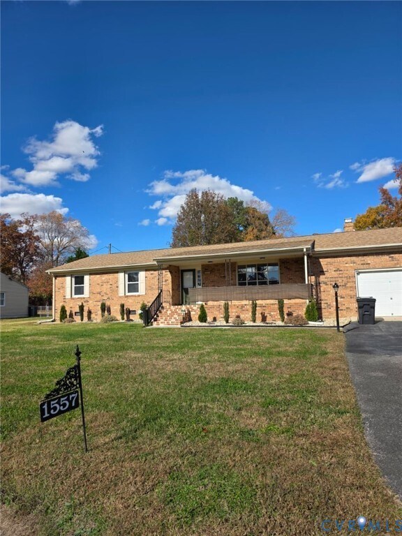 Foto del edificio - 1557 Boisseau Dr