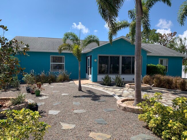 Foto del edificio - 7428 Michael St