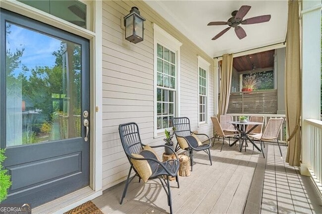 Building Photo - 10663 Serenbe Ln