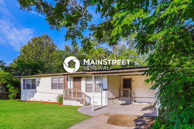 Foto del edificio - 3 Bedroom Pet-Friendly Home in JACKSONVILLE, FL with Main Street Renewal