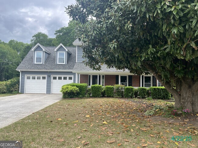 Building Photo - 716 Wilkes Dr