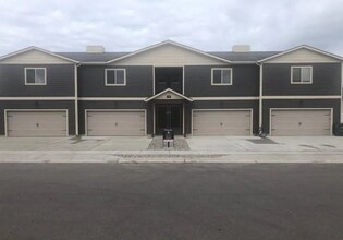 Building Photo - 1305 Bunson Blvd