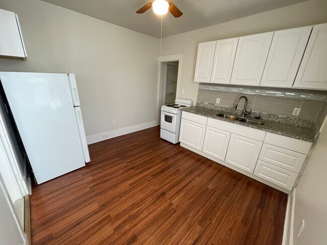 Foto del edificio - 219 Paschal St