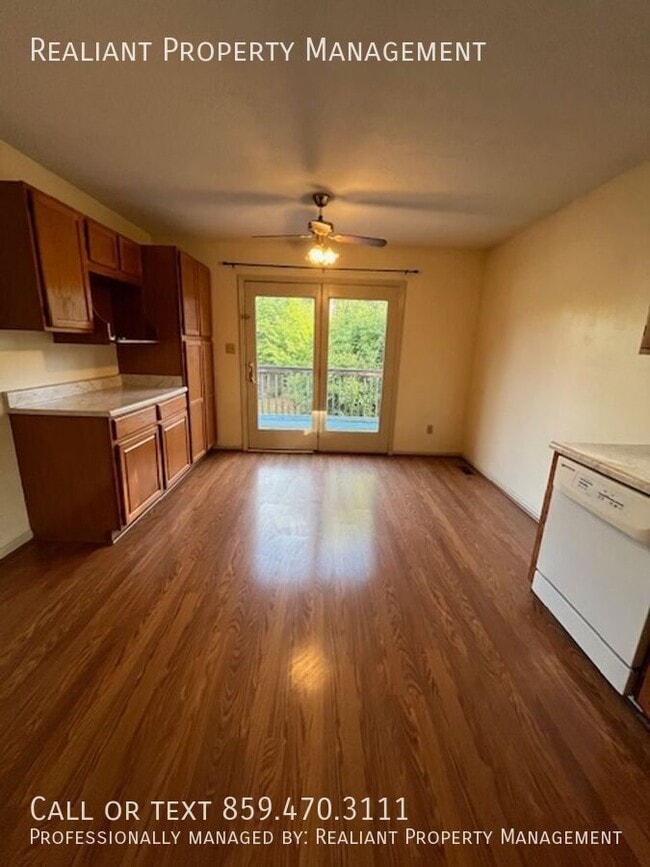 Building Photo - 605 Dardanelles Dr