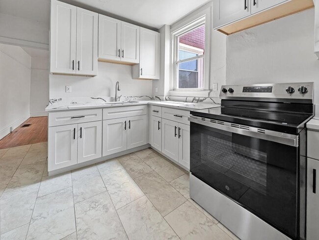Foto del edificio - 6602 Rowan St