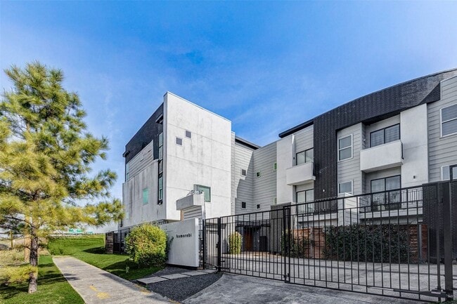 Photo - 4115 Chartres St Apartment