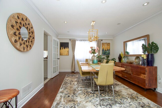 Photo du bâtiment - 1669 Dellbrook Ave