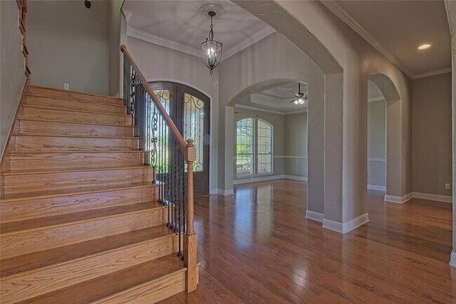 Foto del edificio - 125 Waterford Ln